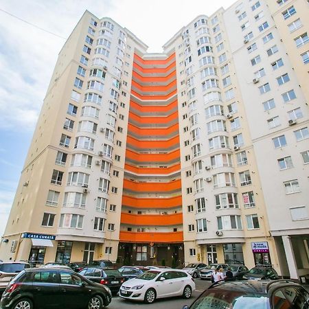 Apartament In Zona Centrala Si Parc Chisinau Ngoại thất bức ảnh