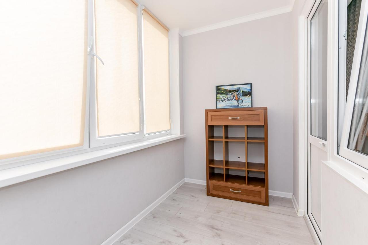 Apartament In Zona Centrala Si Parc Chisinau Ngoại thất bức ảnh