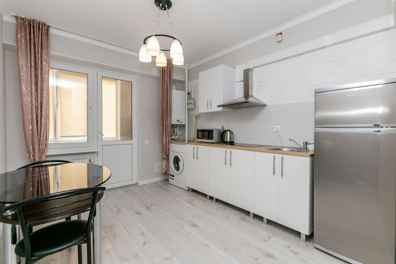Apartament In Zona Centrala Si Parc Chisinau Ngoại thất bức ảnh
